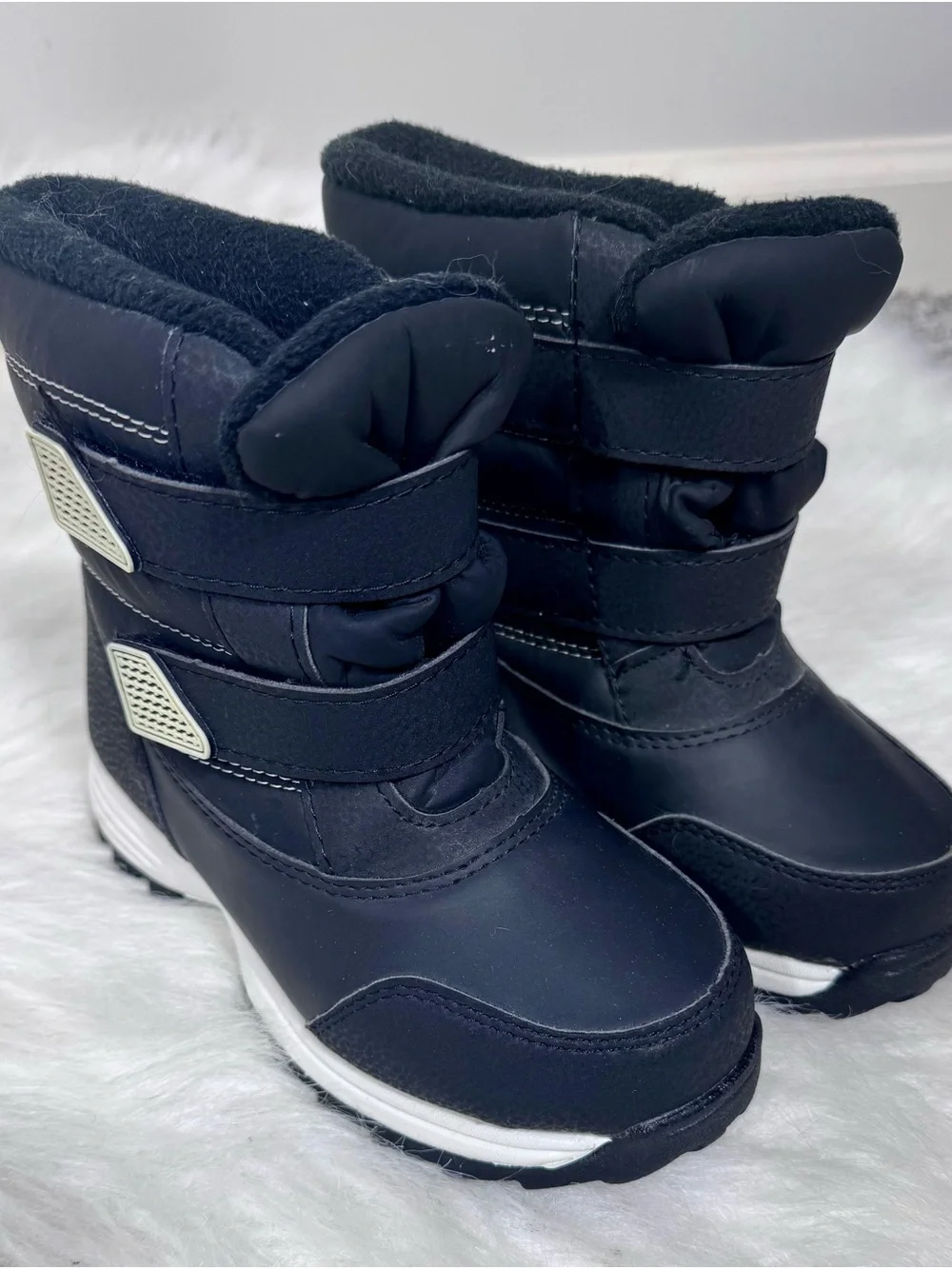 wonder nation Black Kids Snow Boots with Double Hook-and-Loop Straps